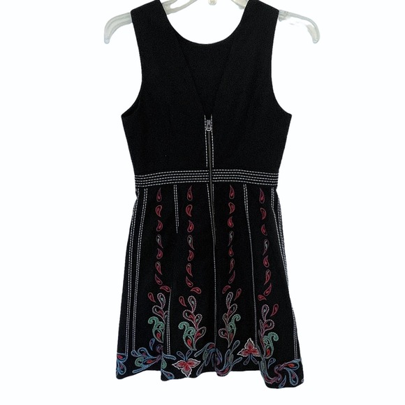 Maeve Women's Size 0 Chennai Dress ~ Black Embroidered Sheath Anthropologie Boho - Picture 7 of 11